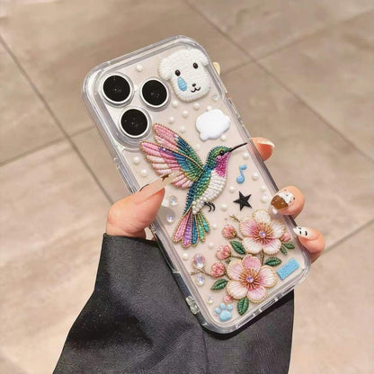 🔥Shimmering Hummingbird Pearl-Embellished Clear Phone Case – Where Handcrafted Art Meets Everyday Elegance