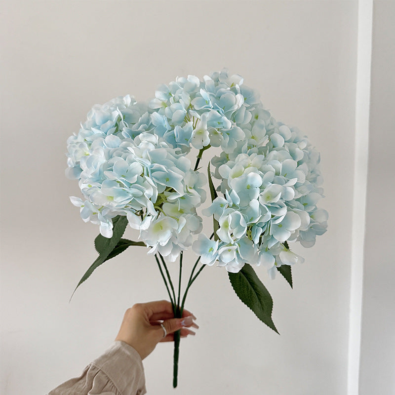 Beautiful fake flowers that stay vibrant forever, saving your time and energy.