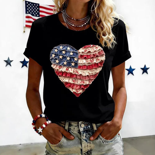 The simple yet fashionable short-sleeved T-shirt follows the current trend. It is loose and comfortable, versatile and never fails to be perfect.