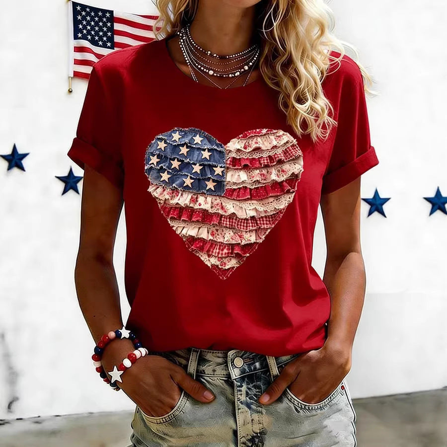The simple yet fashionable short-sleeved T-shirt follows the current trend. It is loose and comfortable, versatile and never fails to be perfect.