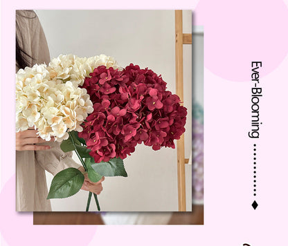 Beautiful fake flowers that stay vibrant forever, saving your time and energy.