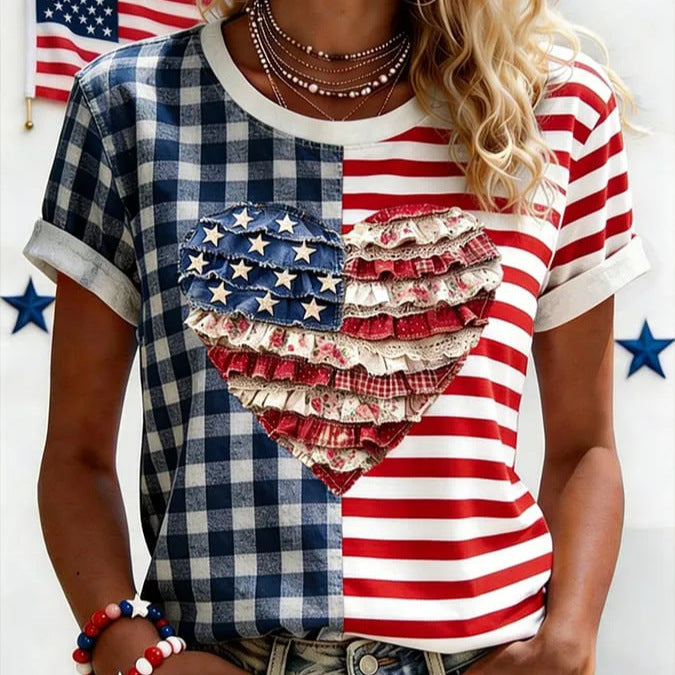 The simple yet fashionable short-sleeved T-shirt follows the current trend. It is loose and comfortable, versatile and never fails to be perfect.